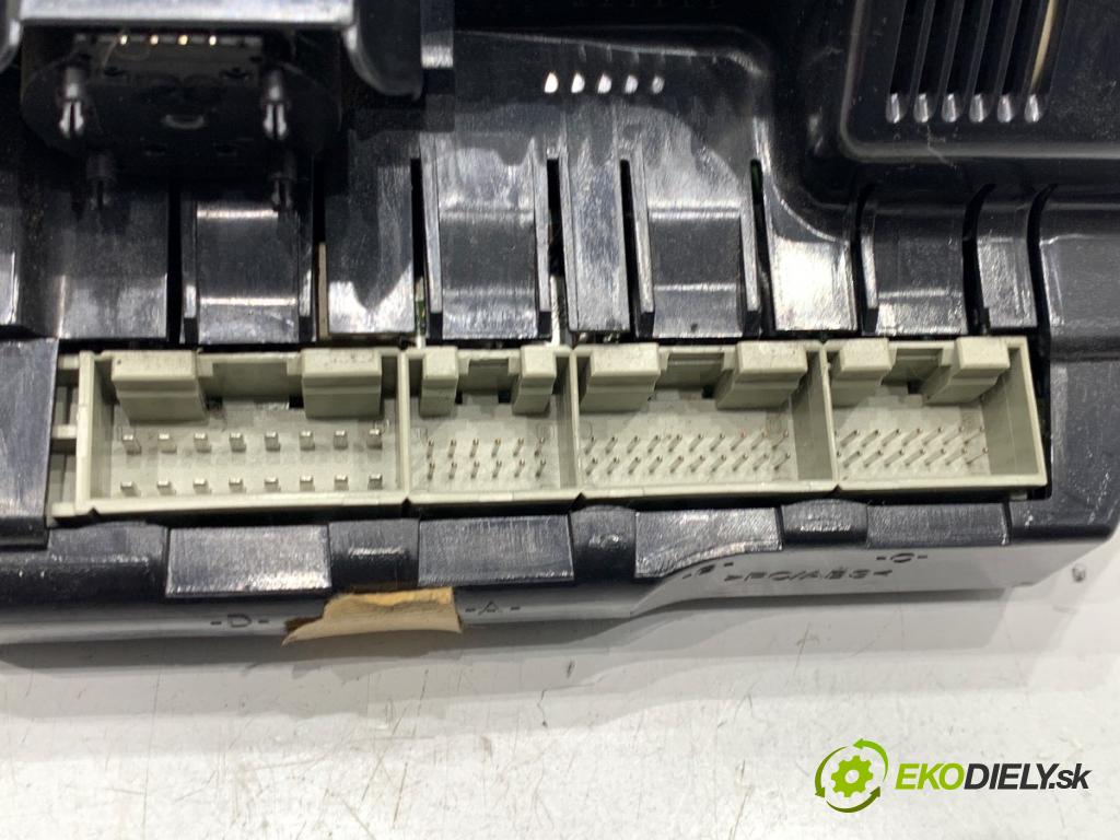 AUDI A6 C6 sedan 2008 103 kW 2.0 TDI 1968 Panel ovládania kúrenia 4F1820043AG (Prepínacie páčky pod volantom)