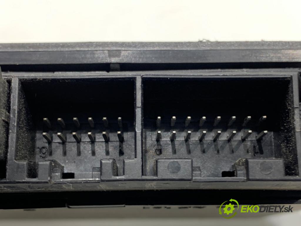 AUDI A4 B8 sedan 2008 105 kW 2.0 TDI 1968 Modul PDC 8K0919475B (Riadiaca jednotka ostatné)