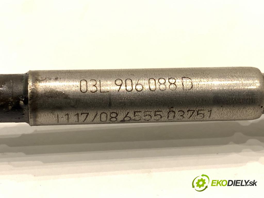 AUDI A4 B8 sedan 2008 105 kW 2.0 TDI 1968 Snímač teploty spalín 03L906088D (Snímač)