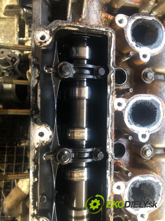 VOLVO V50 Kombi 2005 100 kW 2.0 D 1998 Motor D4204T (Motor)