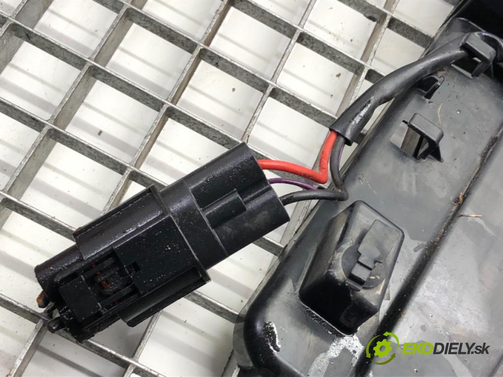 VOLVO V50 Kombi 2005 100 kW 2.0 D 1998 ventilátor chladiče 1137328148 (Ventilátor)