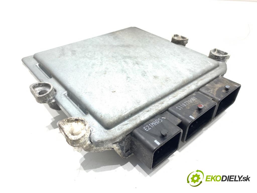 VOLVO V50 Kombi 2005 100 kW 2.0 D 1998 riadiaca jednotka Motor 30729518 (Riadiaca jednotka)