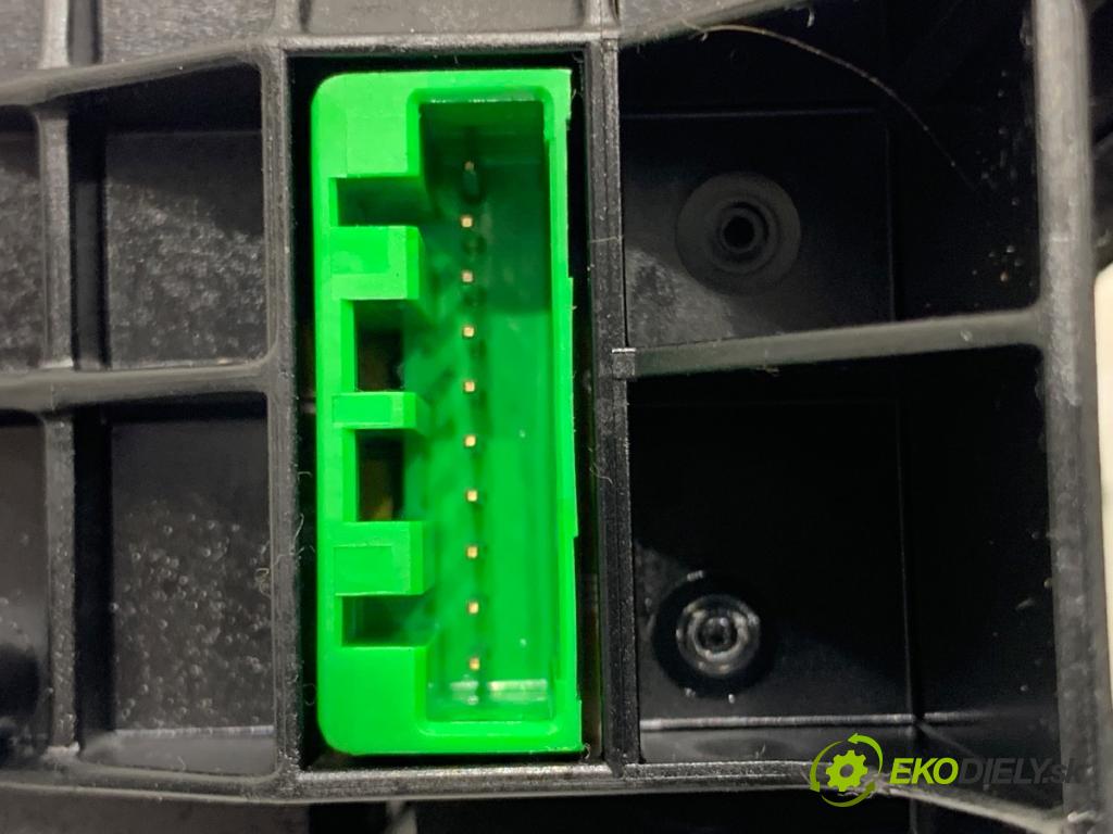 VOLVO V50 Kombi 2005 100 kW 2.0 D 1998 Prepínač kombinovaný P30710341 (Prepínacie páčky pod volantom)