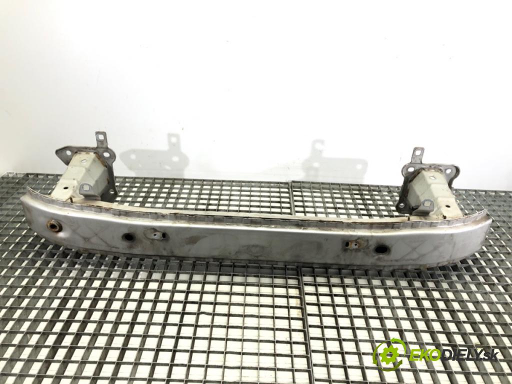 VOLVO V50 Kombi 2005 100 kW 2.0 D 1998 výztuha nárazníka přední část  (Přední výztuha)