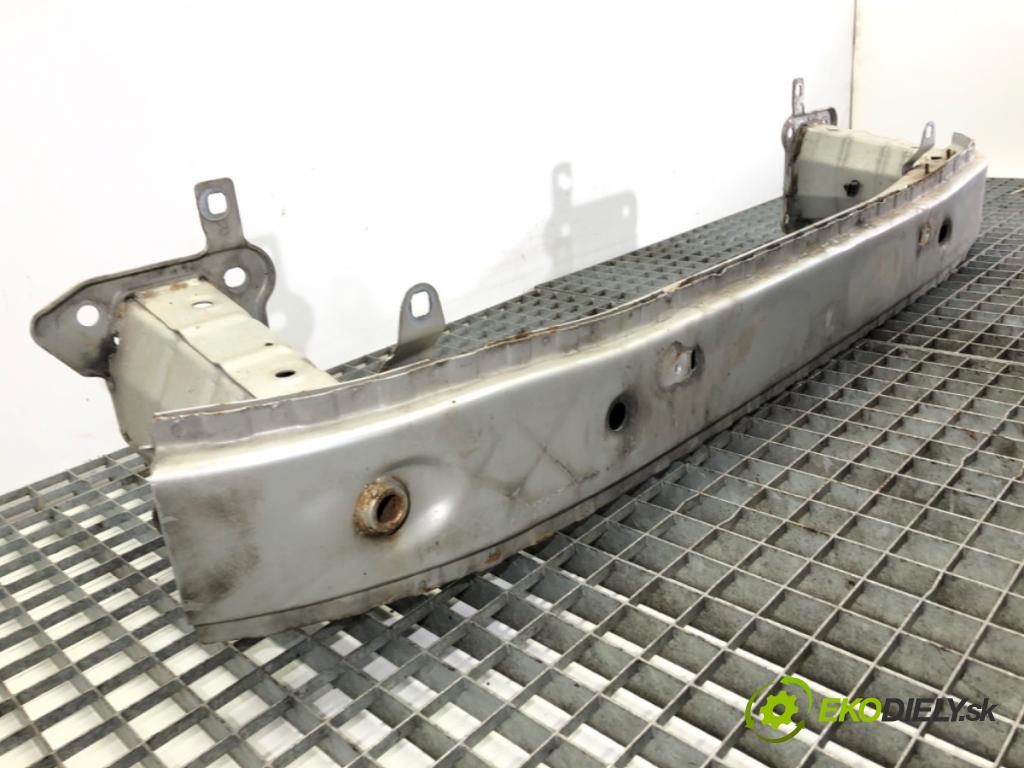 VOLVO V50 Kombi 2005 100 kW 2.0 D 1998 výztuha nárazníka přední část  (Přední výztuha)