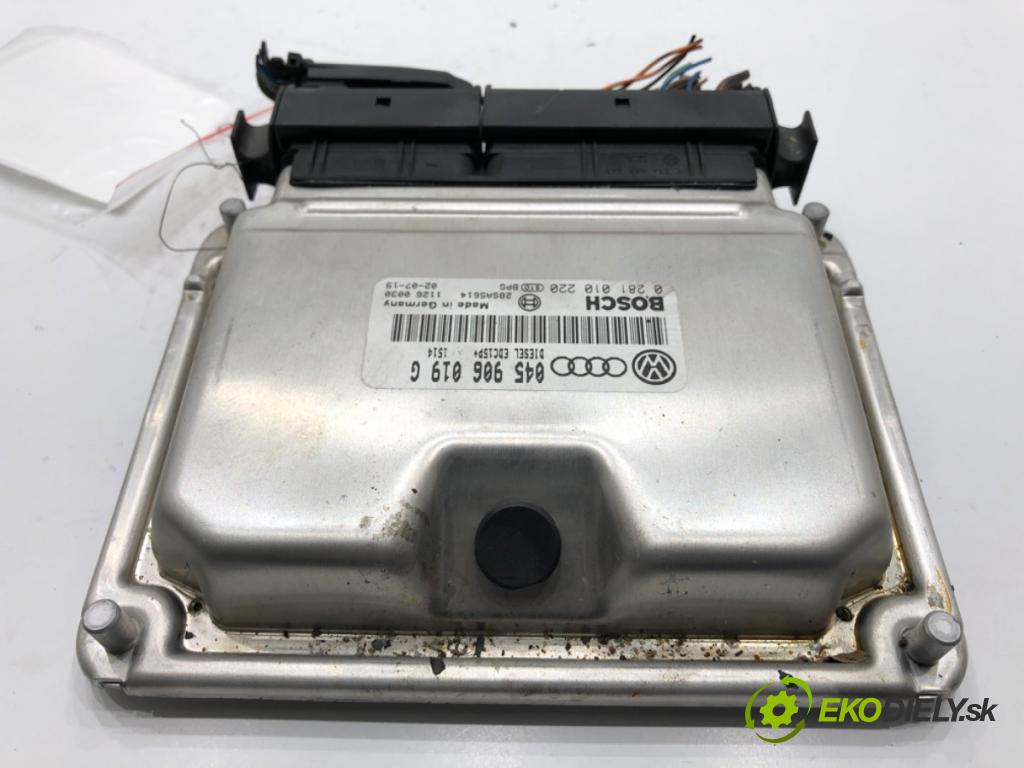 AUDI A2 liftback 2003 55 kW 1.4 TDI 1422 riadiaca jednotka Motor 045906019G (Riadiaca jednotka)