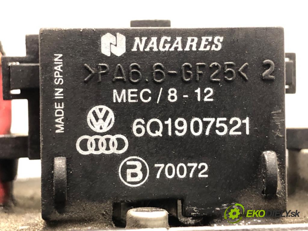AUDI A2 liftback 2003 55 kW 1.4 TDI 1422 odpor rezistor topení vzduchu 6Q1907521 (Odpor topení)