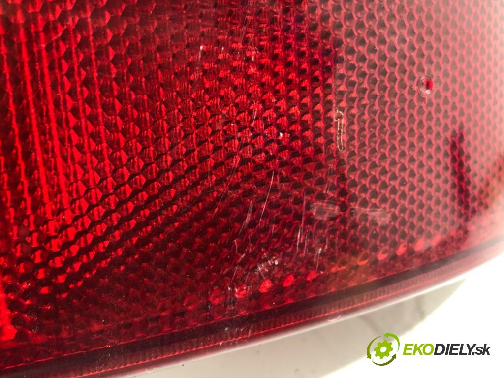 AUDI A2 liftback 2003 55 kW 1.4 TDI 1422 světlo pravý zadní část