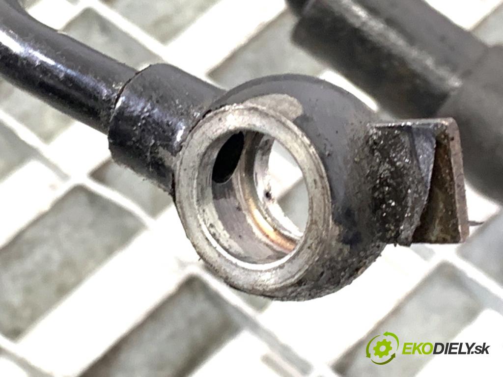 AUDI A2 liftback 2003 55 kW 1.4 TDI 1422 hadica servočerpadlo  (Rúrka servočerpadla)