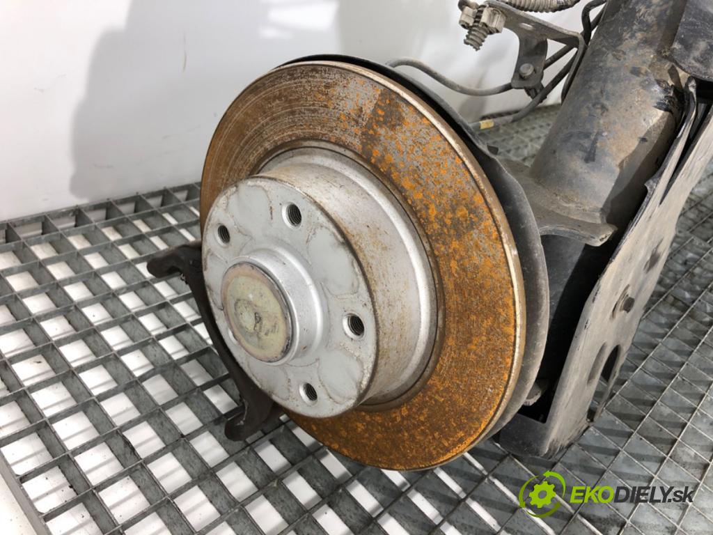 RENAULT MEGANE IV sedan 2019 103 kW 1.3 TCe 140 (LVNB) 1332 Výstuha zad