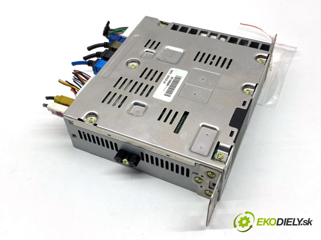 RENAULT MEGANE IV sedan 2019 103 kW 1.3 TCe 140 (LVNB) 1332 RADIO 281158506R (Audio zariadenie)