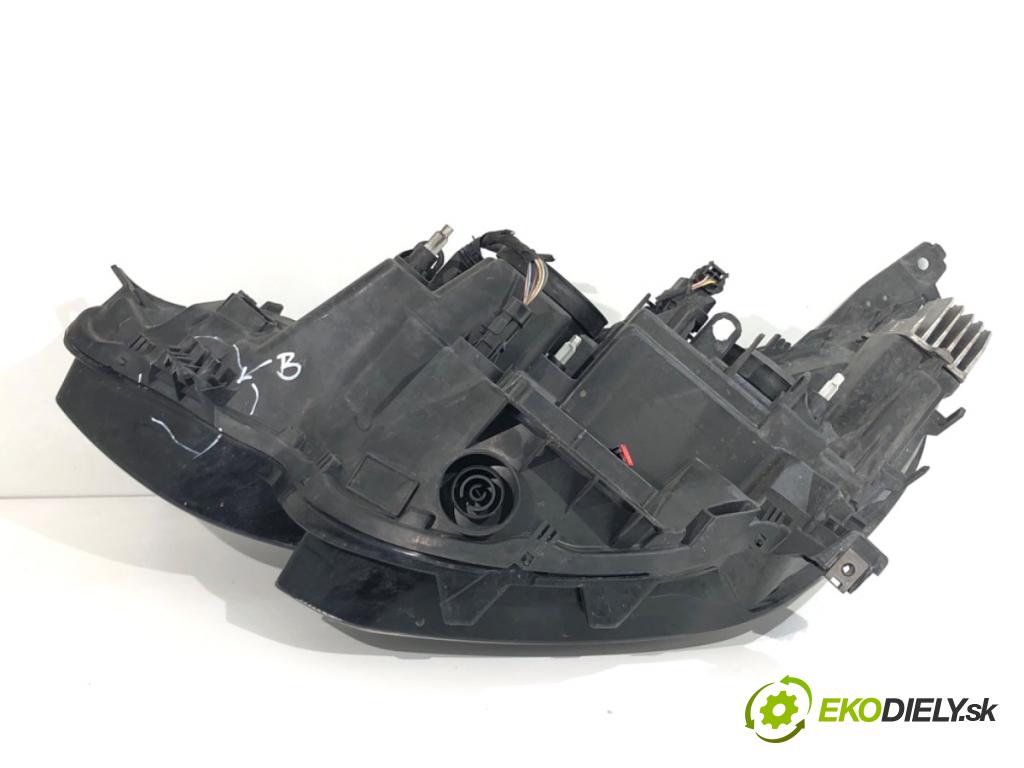 RENAULT MEGANE IV sedan 2019 103 kW 1.3 TCe 140 (LVNB) 1332 Svetlomet pravy predný XENON 260100767R