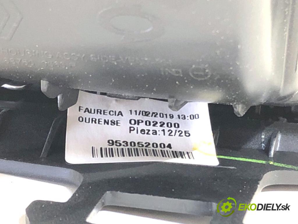 RENAULT MEGANE IV sedan 2019 103 kW 1.3 TCe 140 (LVNB) 1332 Mriežky kúrenia pravy predný 687600666R