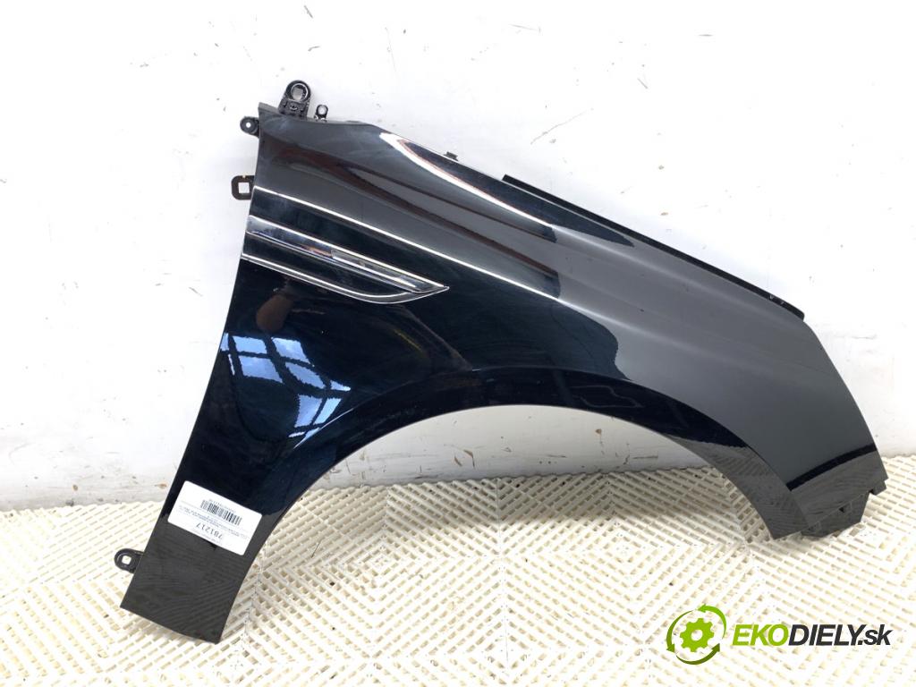 RENAULT MEGANE IV sedan 2019 103 kW 1.3 TCe 140 (LVNB) 1332 Blatník pravy predný TEGNE