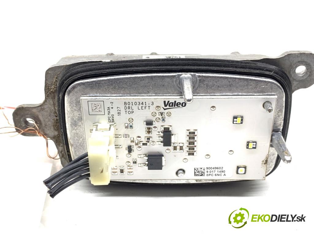 RENAULT MEGANE IV sedan 2019 103 kW 1.3 TCe 140 (LVNB) 1332 modul LED 90072332