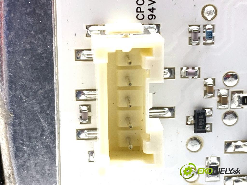 RENAULT MEGANE IV sedan 2019 103 kW 1.3 TCe 140 (LVNB) 1332 modul LED 90072332