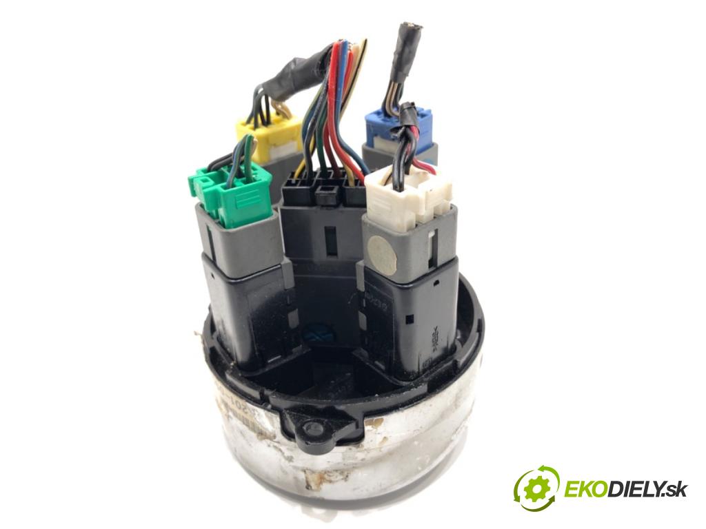 SSANGYONG KYRON SUV 2005 100 kW 2.0 Xdi 4x4 1998 Spínač svetiel výstražných (núdzových)  (Prepínacie páčky pod volantom)