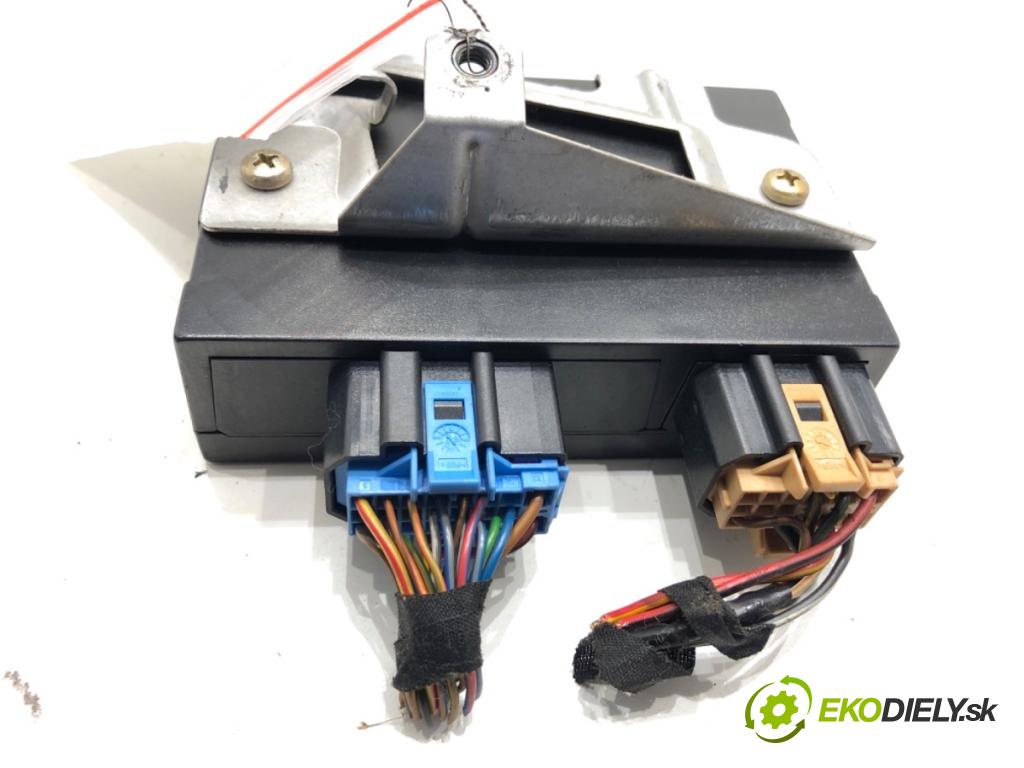 VW GOLF IV liftback 1998 92 kW 1.8 1781 Modul komfortu 1J0959799J (Modul komfortu)