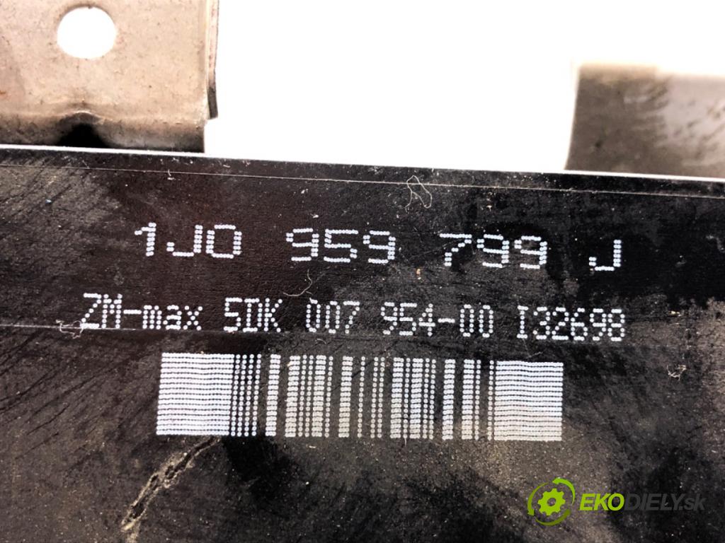 VW GOLF IV liftback 1998 92 kW 1.8 1781 Modul komfortu 1J0959799J (Modul komfortu)