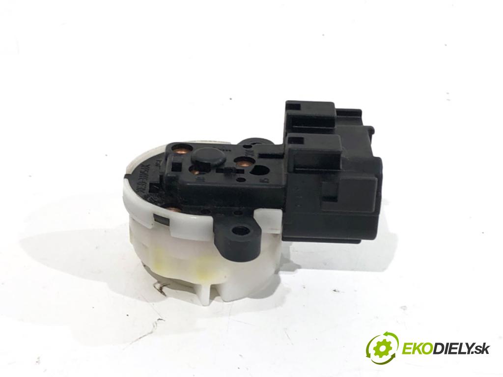 SUZUKI SWIFT III liftback 2007 68 kW 1.3 (RS 413) 1328 Kocka, vložka spínacej skrinky  (Spínacia skrinka)