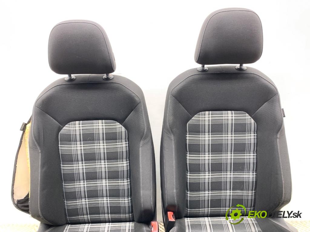 VW GOLF VII liftback 2014 135 kW 2.0 GTD 1968 Sedadlá, sedačky Sedadlo bočné