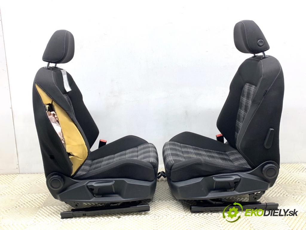 VW GOLF VII liftback 2014 135 kW 2.0 GTD 1968 Sedadlá, sedačky Sedadlo bočné
