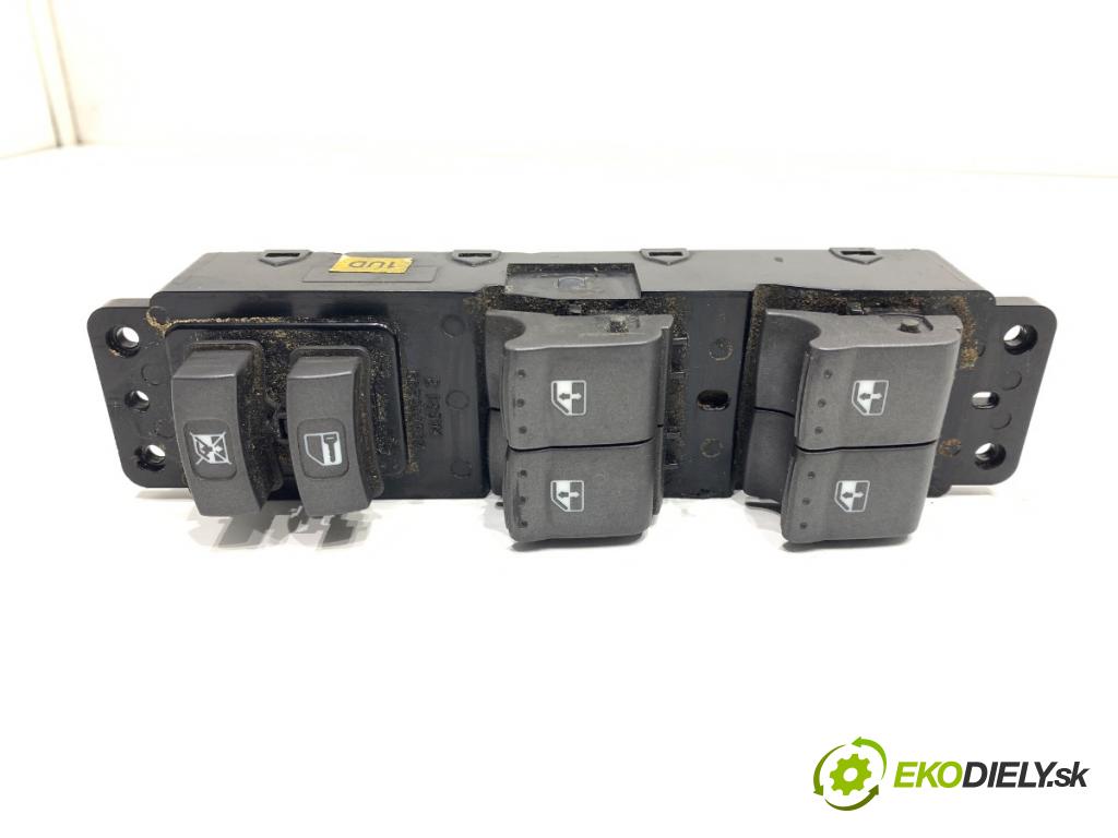 SSANGYONG KYRON SUV 2005 100 kW 2.0 Xdi 4x4 1998 Prepínač okien  (Prepínacie páčky pod volantom)