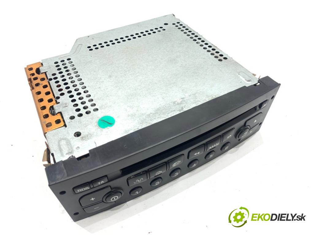 PEUGEOT 307 liftback 2004 80 kW 1.6 16V 1587 RADIO 96545978XT (Audio zariadenie)