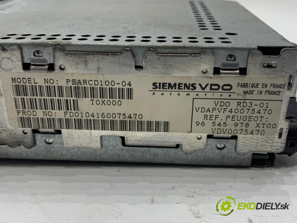 PEUGEOT 307 liftback 2004 80 kW 1.6 16V 1587 RADIO 96545978XT (Audio zariadenie)