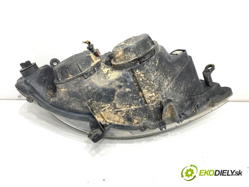 PEUGEOT 307 liftback 2004 80 kW 1.6 16V 1587 Svetlomet ľavy predný 9641615380