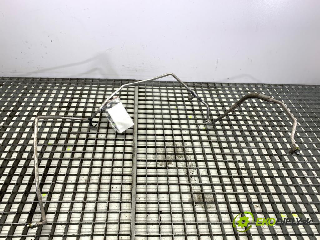 PEUGEOT 307 liftback 2004 80 kW 1.6 16V 1587 rúrka klimatizácie  (Rúrka klimatizácie)