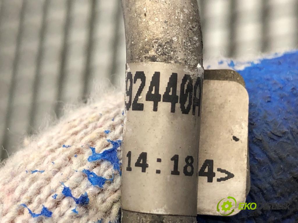 NISSAN MICRA K12 liftback 2003 48 kW 1.5 dCi 1461 rúrka klimatizácie 924404Y600 (Rúrka klimatizácie)