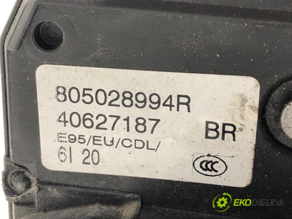 RENAULT MEGANE III kabriolet 2011 96 kW 1.4 TCe (EZ0F, EZ1V) 1397 zámok Dvere pravy predný 805028994R