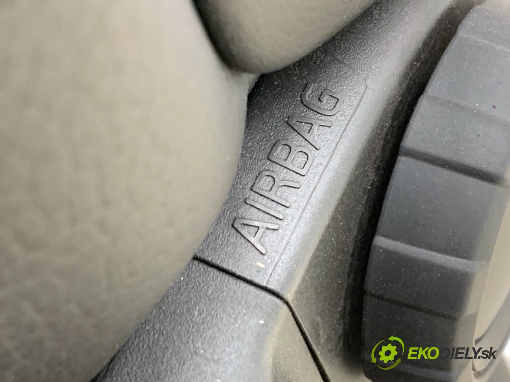 VOLVO V90 II Kombi 2018 110 kW D3 1969 Sedadlo ľavy predný