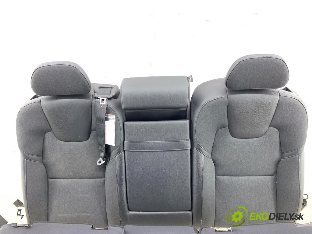 VOLVO V90 II Kombi 2018 110 kW D3 1969 Sedadlo druhý rad
