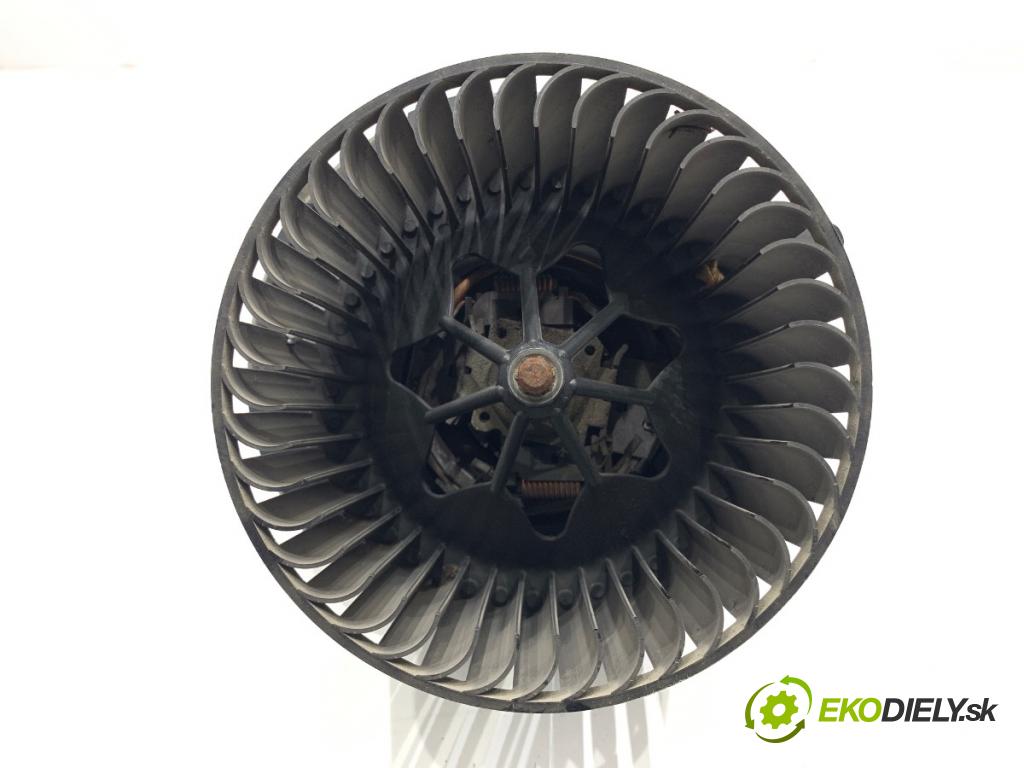 VW GOLF V Kombi 2007 77 kW 1.9 TDI 1896 topení 