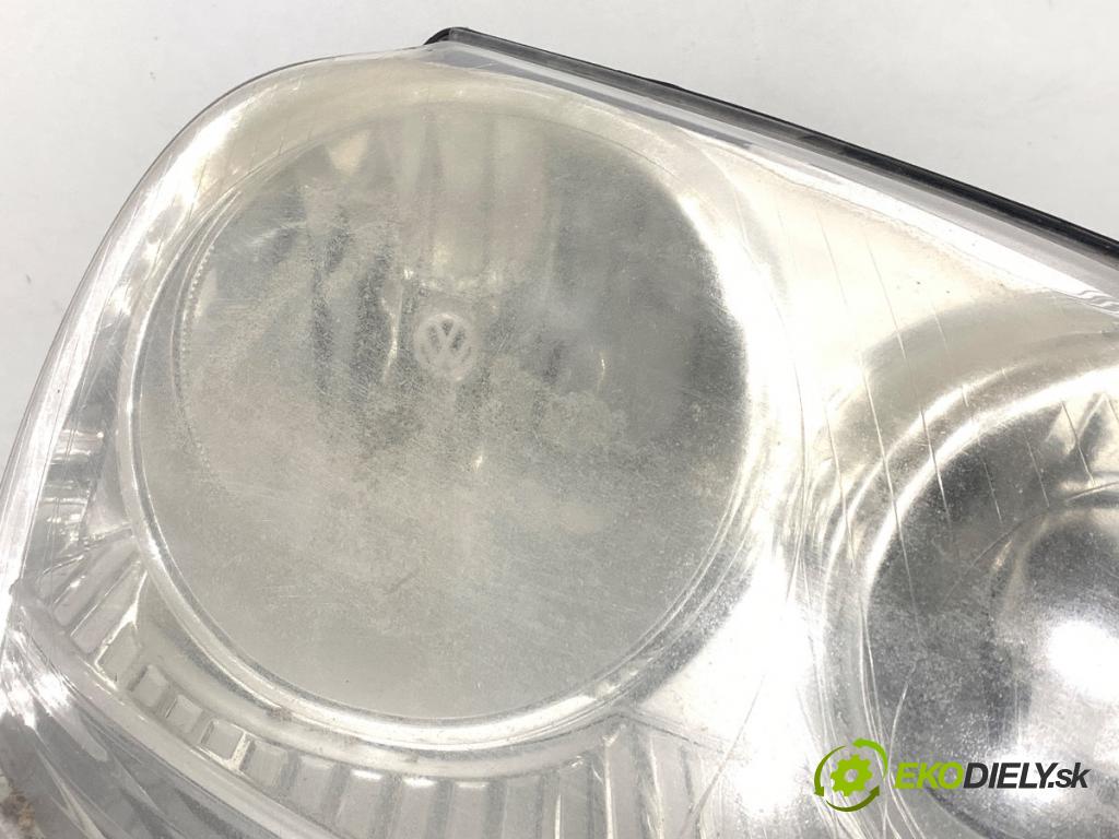 VW GOLF V Kombi 2007 77 kW 1.9 TDI 1896 světlomet pravý přední část 1K6941006P