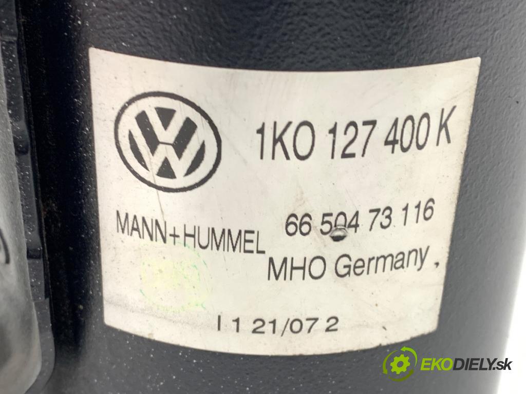 VW GOLF V Kombi 2007 77 kW 1.9 TDI 1896 obal filtra paliva 1K0127400K (Kryt palivového filtru)
