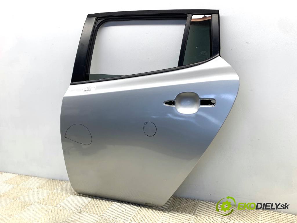 NISSAN LEAF ZE0 liftback 2013 80 kW Electric  Dvere ľavy zad
