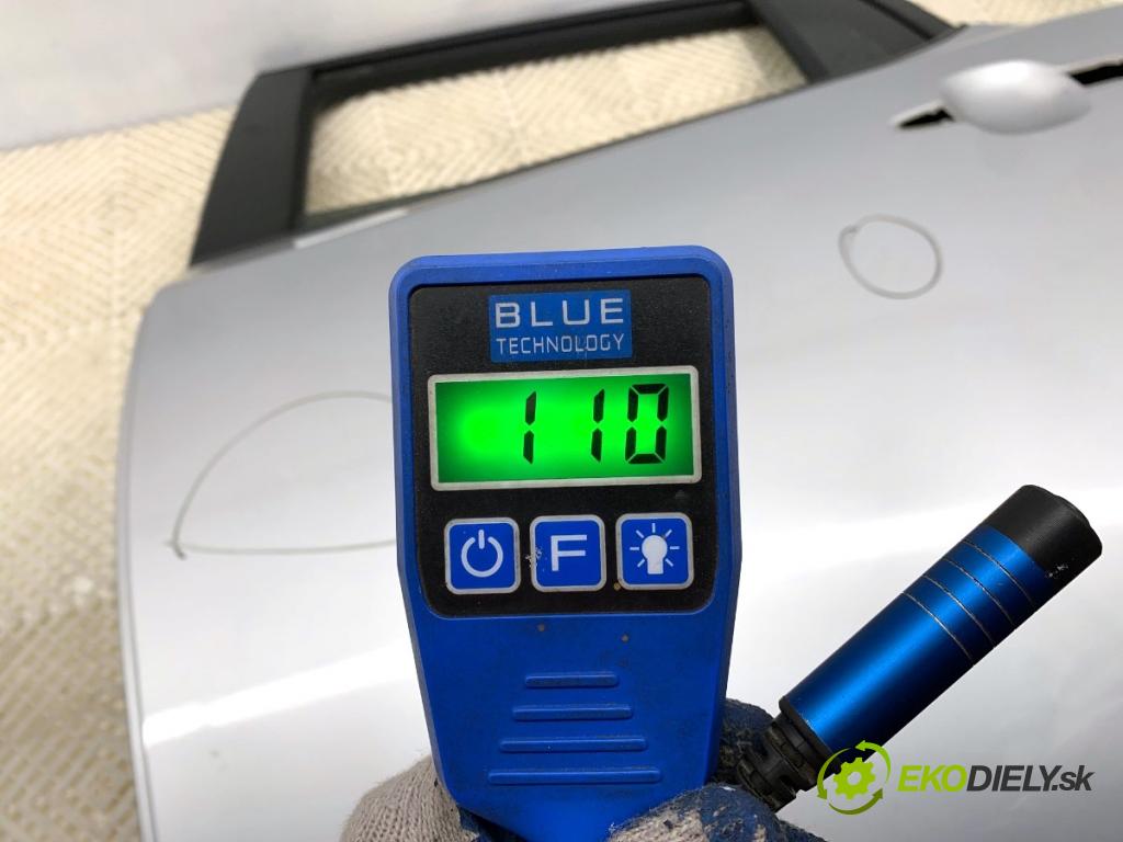 NISSAN LEAF ZE0 liftback 2013 80 kW Electric  Dvere ľavy zad