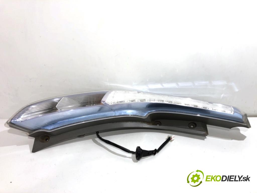 NISSAN LEAF ZE0 liftback 2013 80 kW Electric  Svetlo ľavy zad