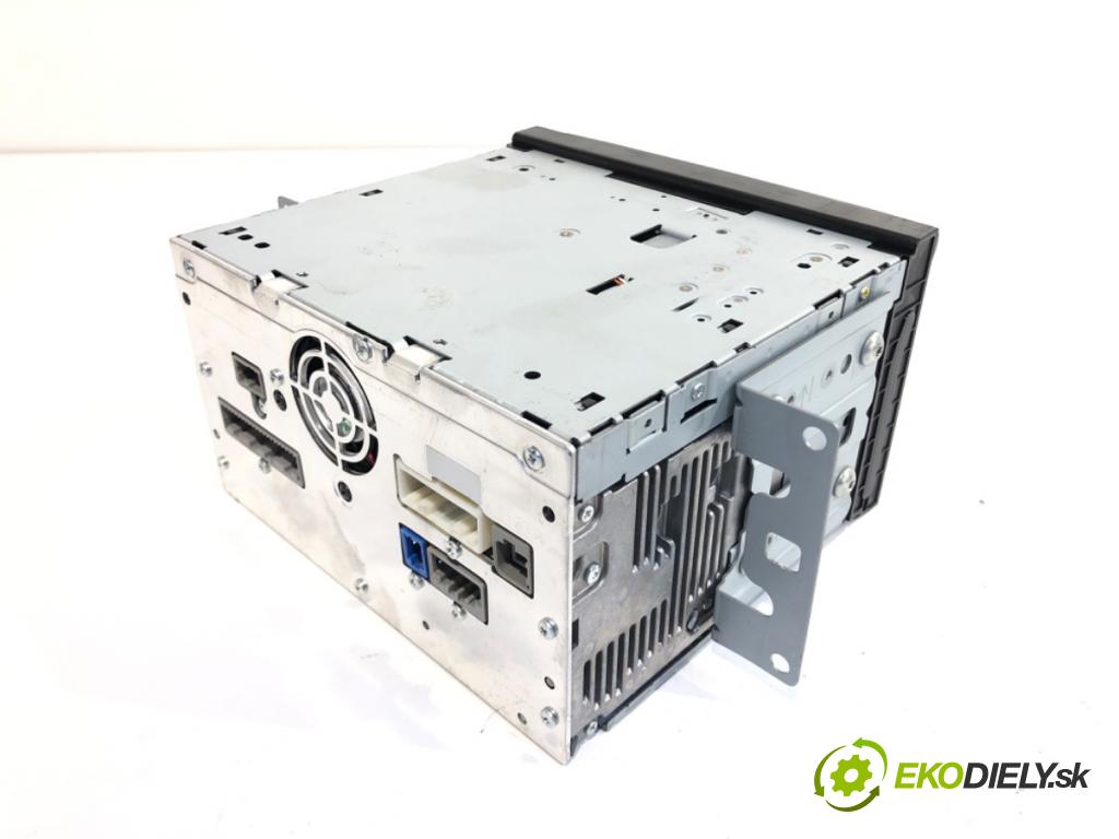 NISSAN LEAF ZE0 liftback 2013 80 kW Electric  RADIO 25915-3ND1B (Audio zariadenie)