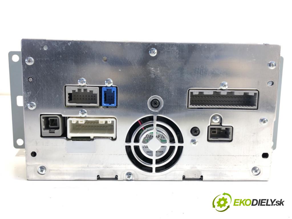 NISSAN LEAF ZE0 liftback 2013 80 kW Electric  RADIO 25915-3ND1B (Audio zariadenie)