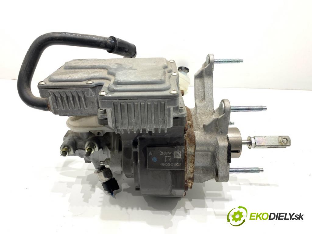 NISSAN LEAF ZE0 liftback 2013 80 kW Electric  Posilovač bŕzd 3NA1A