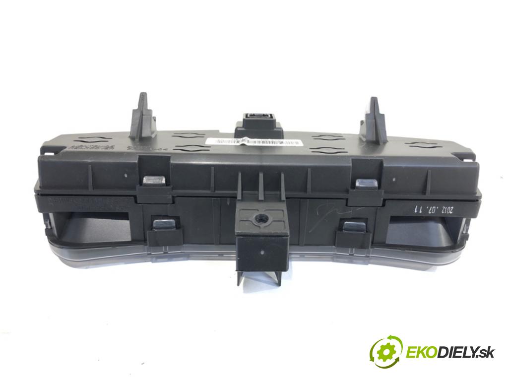 NISSAN LEAF ZE0 liftback 2013 80 kW Electric Dislpej 24810-3ND1A (Prístrojová doska)