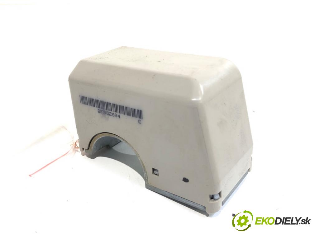 NISSAN LEAF ZE0 liftback 2013 80 kW Electric  blokáda volantu  (Riadenie ostatné)