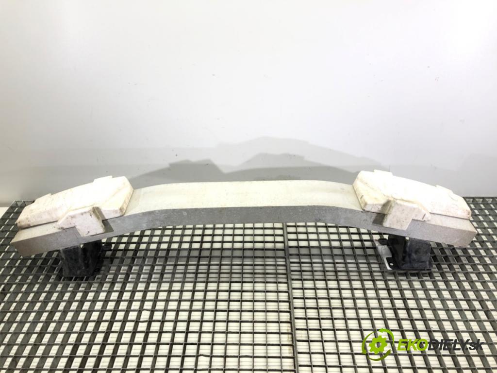 NISSAN LEAF ZE0 liftback 2013 80 kW Electric  výztuha nárazníka zadní část  (Zadní výztuha)