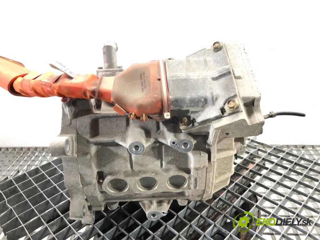 NISSAN LEAF ZE0 liftback 2013 80 kW Electric  motor elektrický EM61
