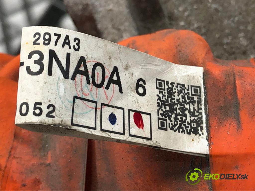 NISSAN LEAF ZE0 liftback 2013 80 kW Electric  motor elektrický EM61