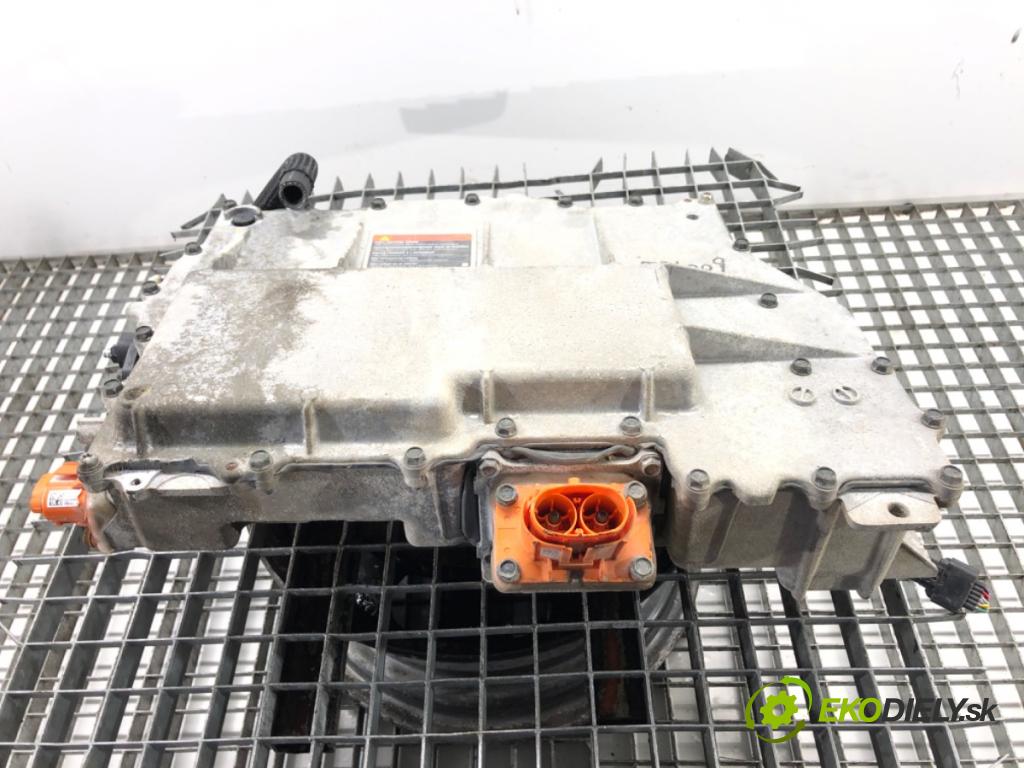 NISSAN LEAF ZE0 liftback 2013 80 kW Electric  invertor INVERTOR: 
